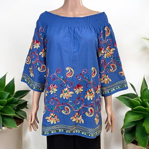 OSO Casuals Woven Chambray Crochet Detailed Convertible 3/4 Sleeve Top - Picture 9 of 16